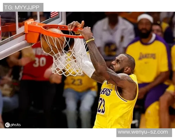 詹姆斯带伤砍下三双助湖人力克勇士，豪取五连胜